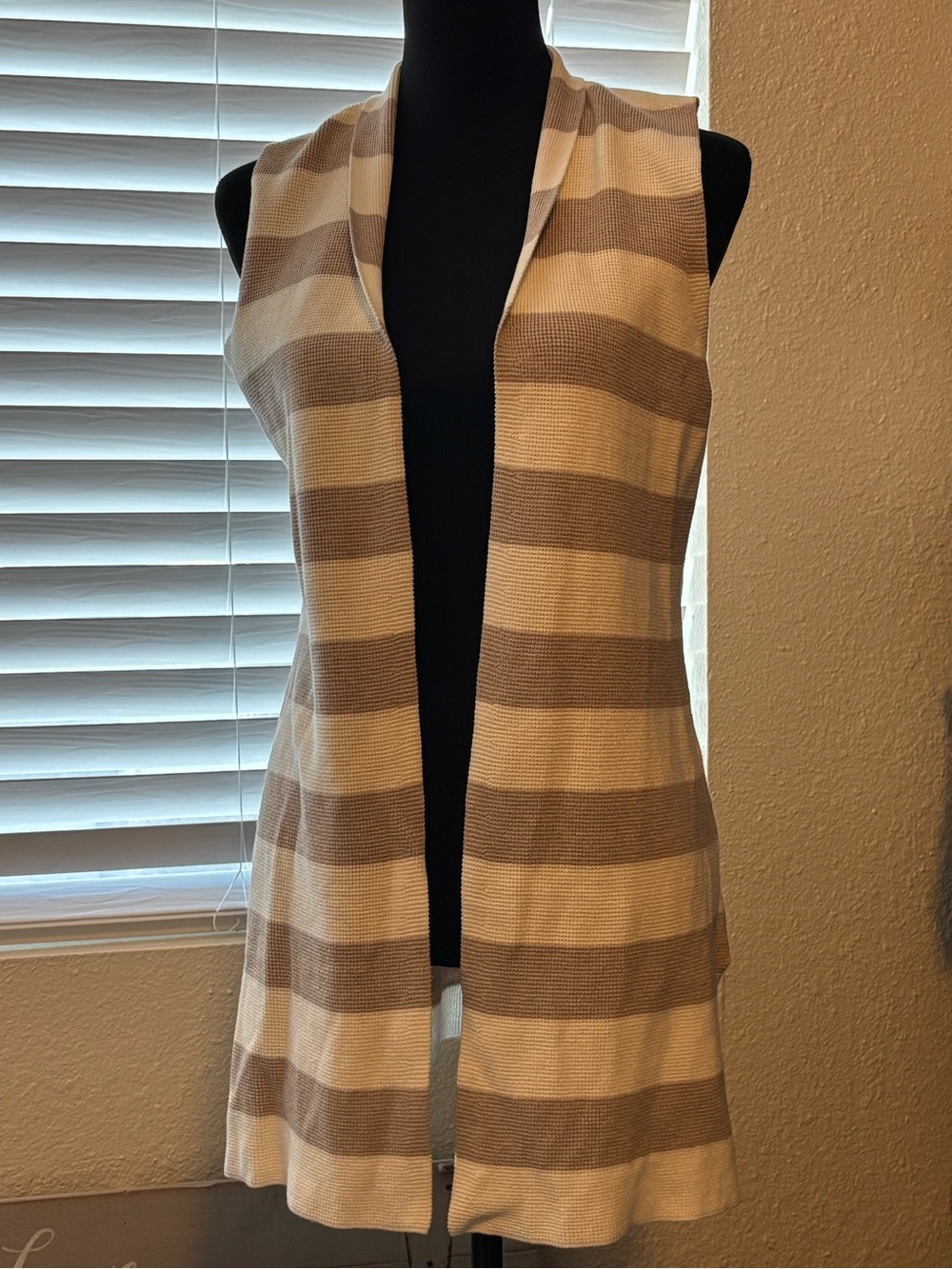 Cyrus Sleeveless Open-Front Striped Cardigan in Cream and Tan (gray-taupe)